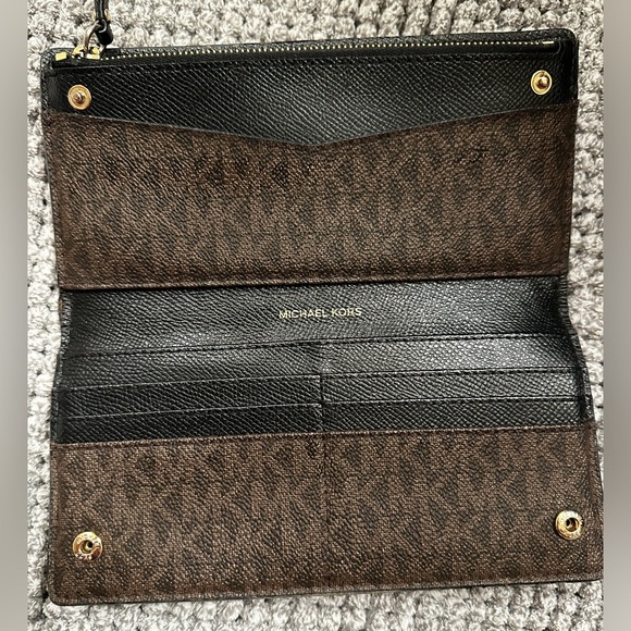 Michael Kore wallet - Picture 3 of 7
